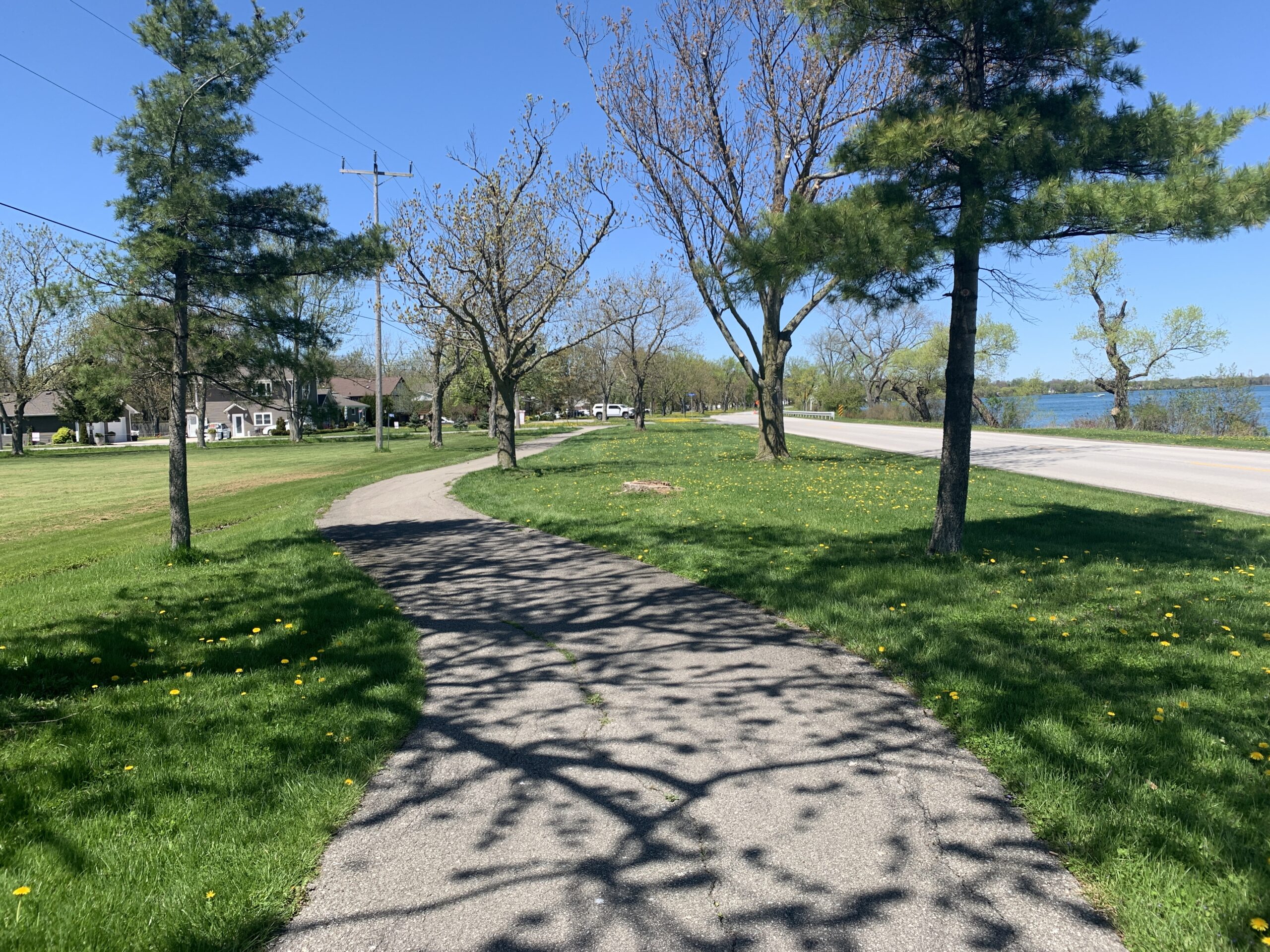 part of the niagara river recreational trail