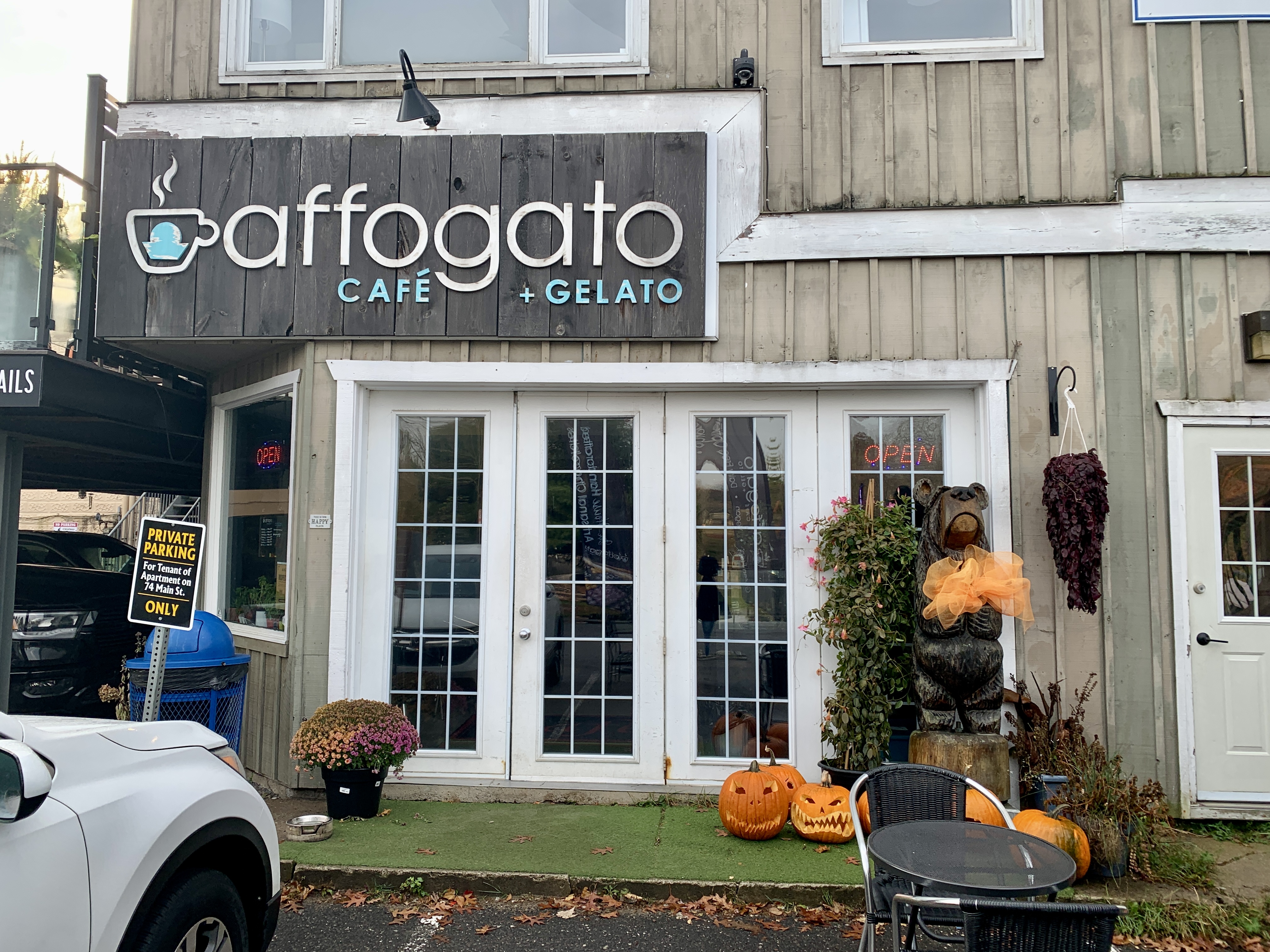 The outside of Affogato Café, which is a great spot for a coffee, tea or sweet breakfast in Huntsville.