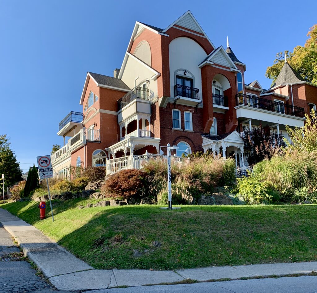 The Grandview hotel is a beautiful, historic, boutique hotel in Niagara Falls