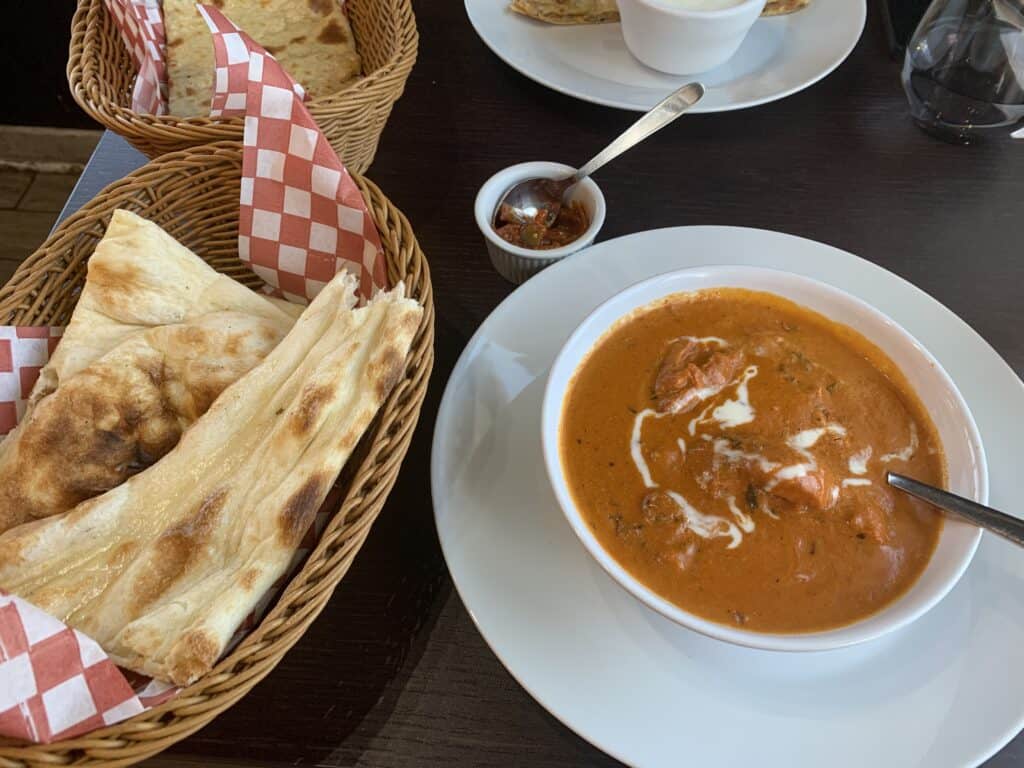 Purplemint Kitchen's curry and nan bread is delicious and it is one of the top restaurants in Niagara Falls.